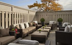 Courtyard By Marriott Toronto Airport